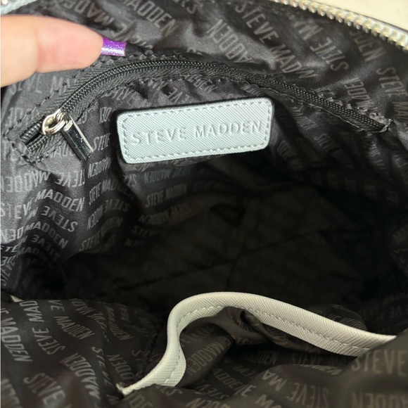 Steve Madden crossbody purse in light blue. Brand new, never used. - Picture 3 of 3